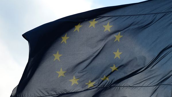 Флаги Евросоюза в Берлине - Sputnik Армения