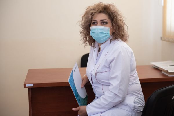 В Сирии врач приравнен к мулле: как армянский медик помогал сирийским женщинам - Sputnik Армения
