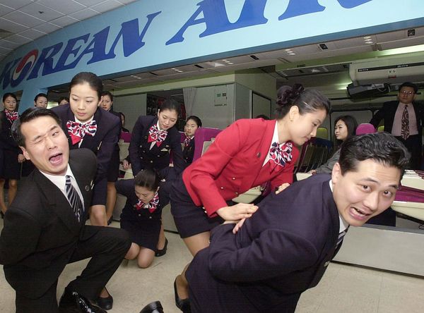 Korean Airline ավիաընկերության ուղեկցորդուհիները՝ մարտարվեստի դասին Korean Airline ավիաընկերության ուղեկցորդուհիները՝ մարտարվեստի դասին - Sputnik Արմենիա