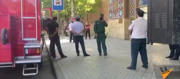 МЧС и полиция перед Голубой мечетью МЧС и полиция перед Голубой мечетью - Sputnik Արմենիա
