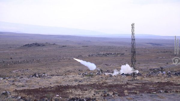 Армянские военнослужащие на учебных тренировках - Sputnik Армения