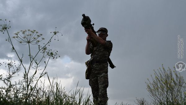 Армянские военнослужащие на учебных тренировках - Sputnik Արմենիա