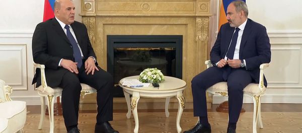 Встреча премьер-министров Армении и России Никола Пашиняна и Михаила Мишустина (17 июля 2020). Минск Встреча премьер-министров Армении и России Никола Пашиняна и Михаила Мишустина (17 июля 2020). Минск - Sputnik Армения