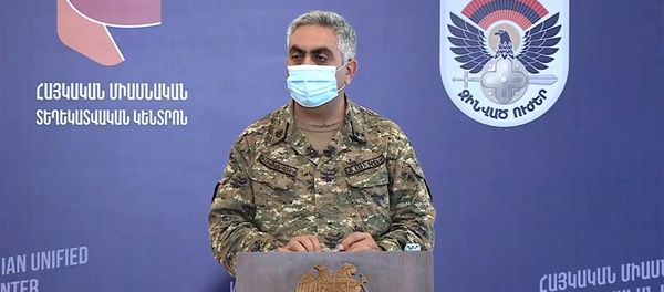Кадр с онлайн брифинга Арцруна Ованнисяна по вопросу о ситуации на армяно-азербайджанской границе (18 июля 2020). Кадр с онлайн брифинга Арцруна Ованнисяна по вопросу о ситуации на армяно-азербайджанской границе (18 июля 2020). - Sputnik Армения
