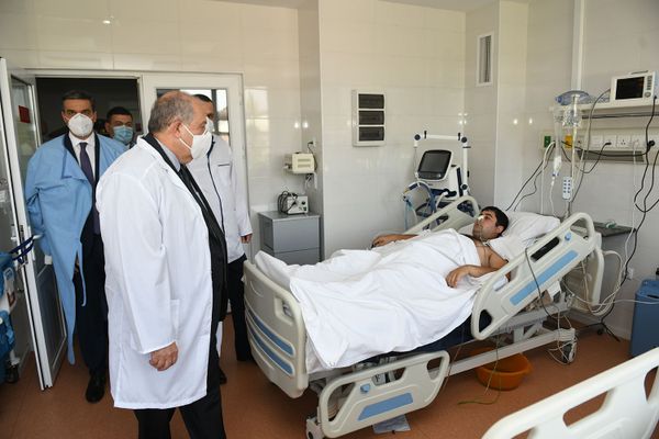 Այն, ինչ արել է թշնամին, գրված և չգրված կանոնների խախտում է. նախագահն այցելել է հոսպիտալ Այն, ինչ արել է թշնամին, գրված և չգրված կանոնների խախտում է. նախագահն այցելել է հոսպիտալ - Sputnik Արմենիա