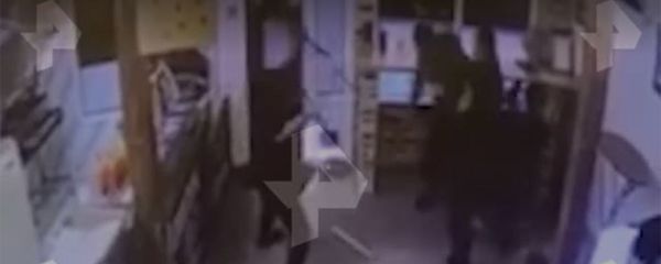 Драка в московском ресторане Армянский дом попала на видео - Sputnik Армения