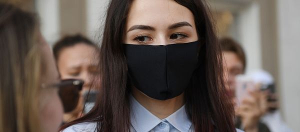 Мария Хачатурян после заседания Бутырского районного суда, где прошли предварительные слушания по делу об убийстве ее отца Михаила Хачатуряна (28 июля 2020). Москвa - Sputnik Армения