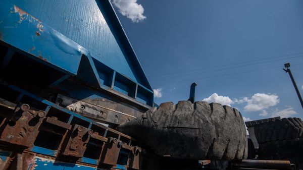 Завод по переработке использованных покрышек (31 июля 2020). Абовян - Sputnik Армения