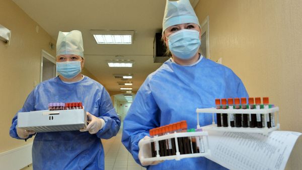 Испытание вакцины против COVID-19 в России Испытание вакцины против COVID-19 в России - Sputnik Армения