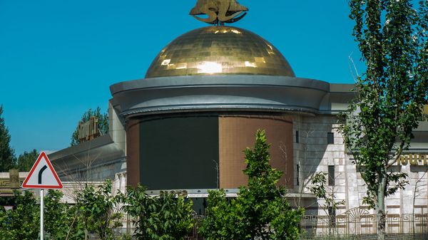 Здание казино Шангри Ла, Верин Птгни, Котайк - Sputnik Армения