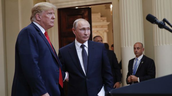 Президент РФ Владимир Путин и президент США Дональд Трамп, архивное фото - Sputnik Армения