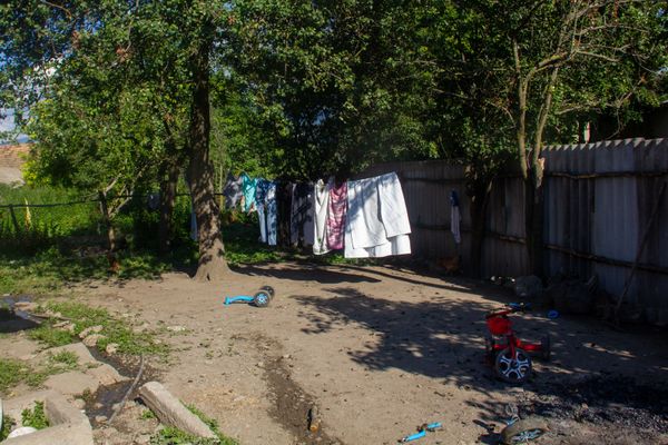 Жизнь не совсем на границе: почему салон красоты жителям Овка нужен больше, чем газ - Sputnik Армения