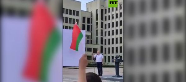 Стою перед вами на коленях - впервые в жизни. Вы этого заслужил - Sputnik Армения