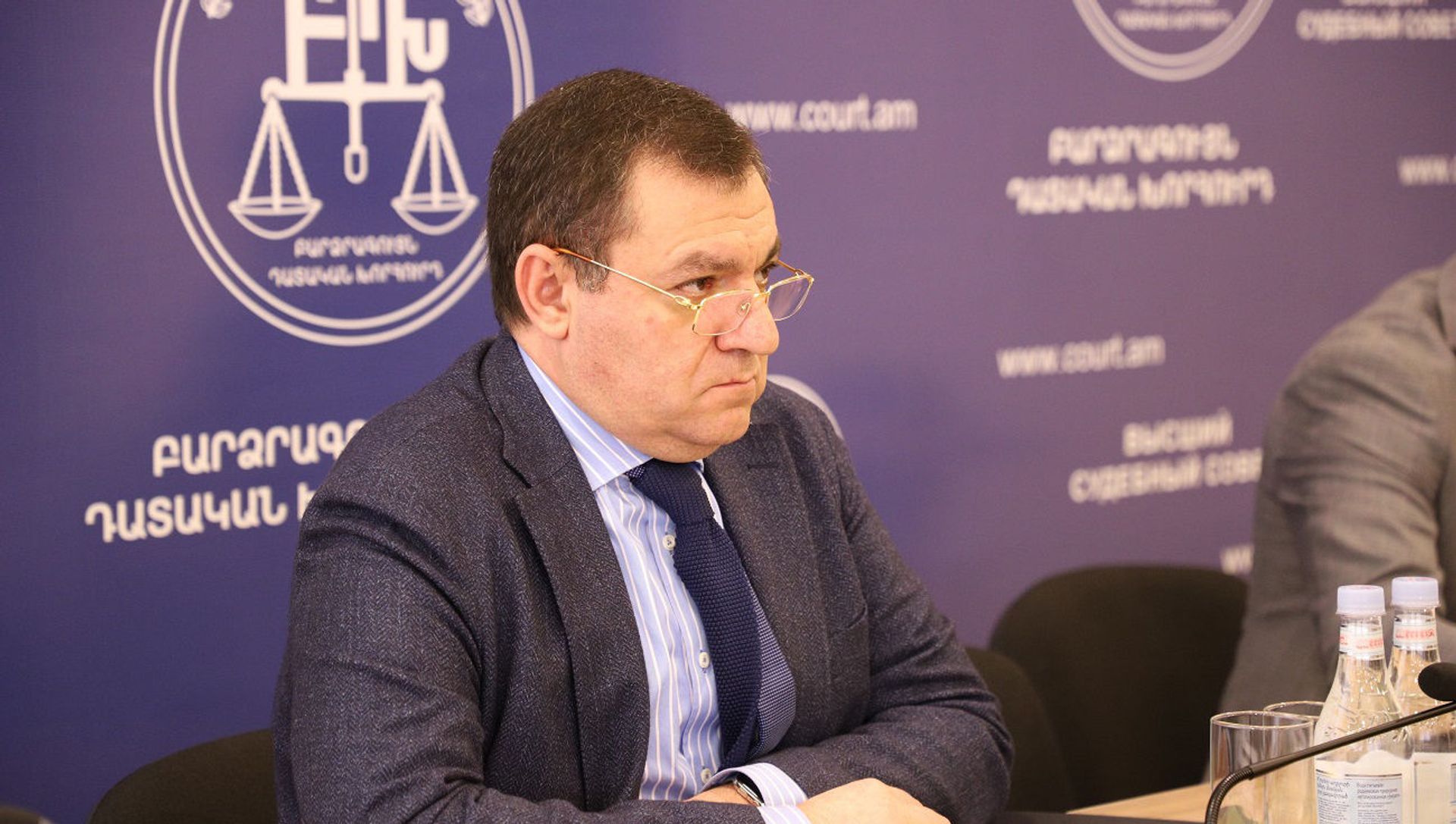 Председатель Высшего судебного совета Рубен Вардазарян на встрече с Чрезвычайным и Полномочным послом Ирана (5 мая 2020). Еревaн Председатель Высшего судебного совета Рубен Вардазарян на встрече с Чрезвычайным и Полномочным послом Ирана (5 мая 2020). Еревaн - Sputnik Արմենիա, 1920, 03.03.2021