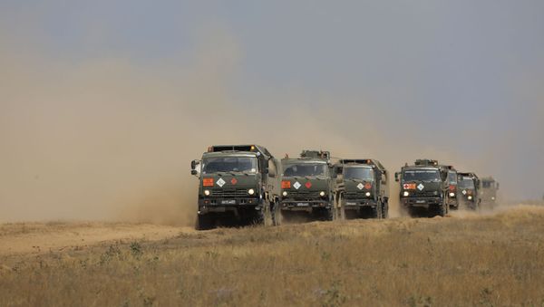 Коллективные силы ОДКБ выполнили массовую заправку боевой техники во время учений Эшелон-2020 на полигоне Капустин Яр (19 августа 2020). Астраханская область - Sputnik Արմենիա
