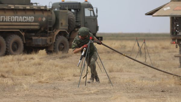 Коллективные силы ОДКБ выполнили массовую заправку боевой техники во время учений Эшелон-2020 на полигоне Капустин Яр (19 августа 2020). Астраханская область - Sputnik Արմենիա