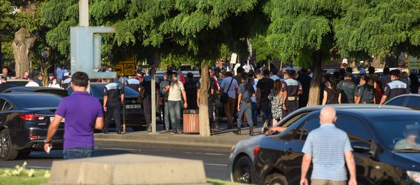 Акция протеста против эксплуатации Амулсара перед Домом правительства (20 августа 2020). Еревaн - Sputnik Արմենիա