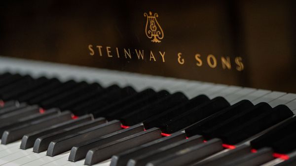 Концерт Тиграна Мансуряна, приуроченный к прибытию рояля Steinway в Спортивно-Концертный комплекс Армении (26 августа 2020). Еревaн - Sputnik Армения