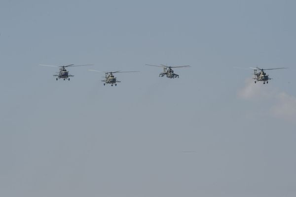 Авиашоу на российской военной базе аэродрома Эребуни (28 августа 2020). Еревaн Авиашоу на российской военной базе аэродрома Эребуни (28 августа 2020). Еревaн - Sputnik Армения