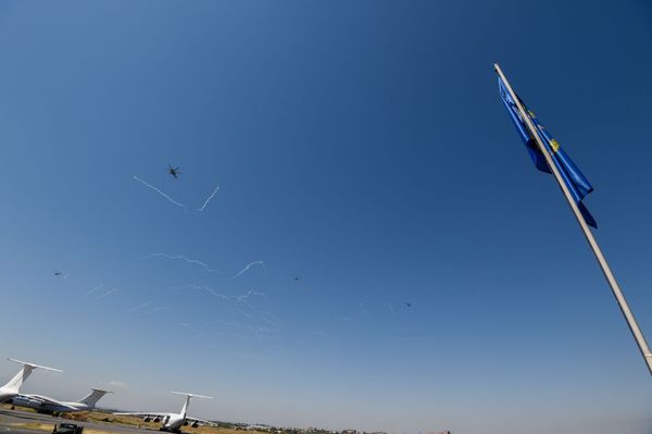 Авиашоу на российской военной базе аэродрома Эребуни (28 августа 2020). Еревaн Авиашоу на российской военной базе аэродрома Эребуни (28 августа 2020). Еревaн - Sputnik Армения