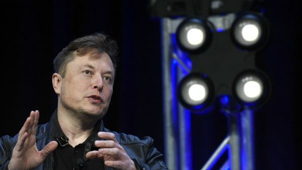 Генеральный директор Tesla и SpaceX Илон Маск на конференции и выставке SATELLITE (9 марта 2020). Вашингтон - Sputnik Армения