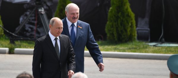 Президент РФ В. Путин и президент Беларуси А. Лукашенко открыли Ржевский мемориал Советскому солдату - Sputnik Արմենիա