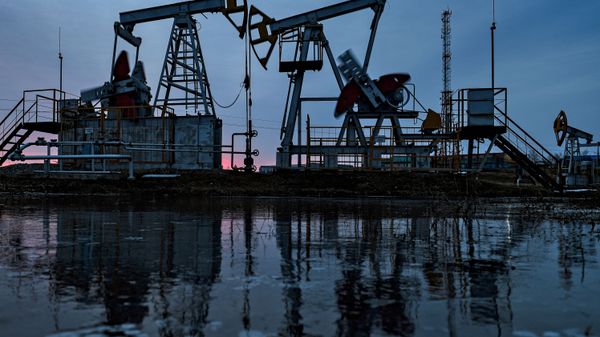 Работа нефтяных станков - качалок - Sputnik Армения