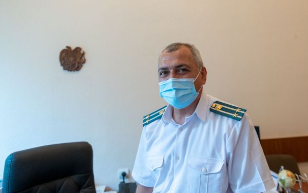Старший инструктор департамента пожарно-спасательной службы МЧС РА Акопян (3 сентября 2020). Еревaн Старший инструктор департамента пожарно-спасательной службы МЧС РА Акопян (3 сентября 2020). Еревaн - Sputnik Армения