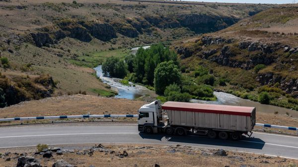 Фура на трассе H32 - Sputnik Արմենիա