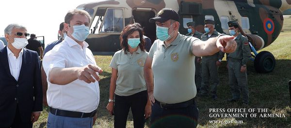 Премьер-министр Никол Пашинян посетил приграничные села Тавушской области (7 сентября 2020). Чинари - Sputnik Արմենիա