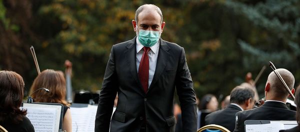 Премьер-министр Никол Пашинян на церемонии открытия музыкального фестиваля Ереванские перспективы (7 сентября 2020). Берд - Sputnik Արմենիա