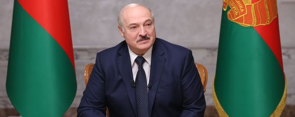 Президент Белоруссии А. Лукашенко дал интервью российским журналистам Президент Белоруссии А. Лукашенко дал интервью российским журналистам - Sputnik Армения