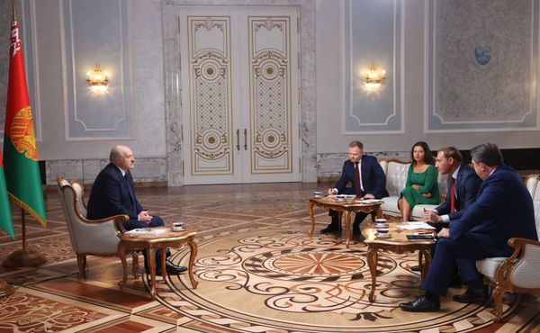 Возможно, я немного пересидел: Лукашенко рассказал, что происходит в Беларуси Возможно, я немного пересидел: Лукашенко рассказал, что происходит в Беларуси - Sputnik Армения