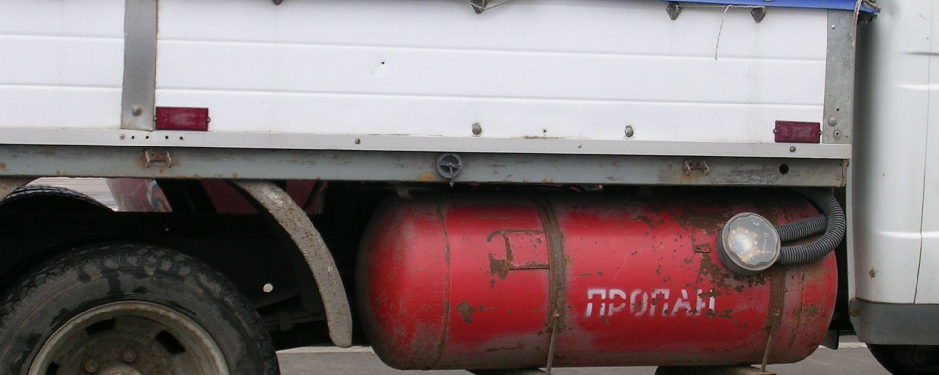 Типовой модифицированный ГАЗ 3302 на пропановом топливе - Sputnik Армения, 1920, 23.09.2021