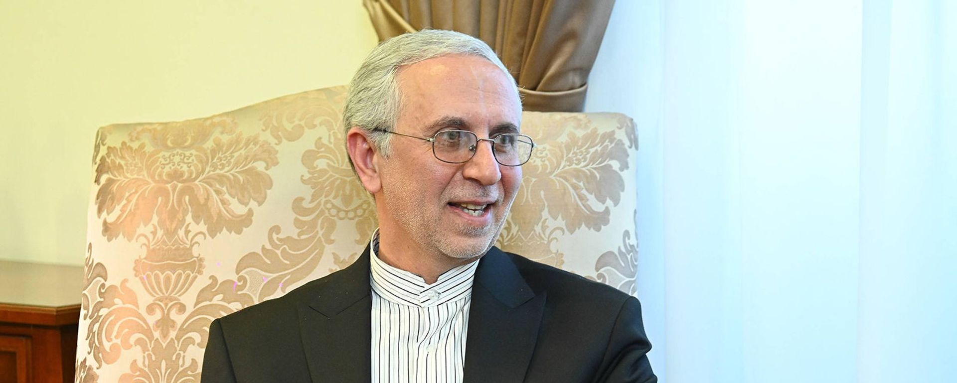 Հայաստանում Իրանի դեսպան Աբբաս Բադախշան Զոհուրին - Sputnik Արմենիա, 1920, 30.09.2021