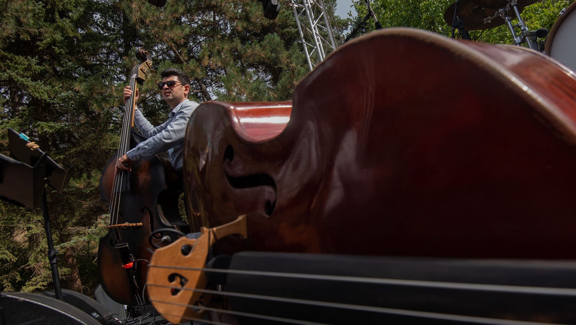 6-ой ежегодный джазовый фестиваль Yerevan Jazz Fest в Тавуше (13 сентября 2020). Берд 6-ой ежегодный джазовый фестиваль Yerevan Jazz Fest в Тавуше (13 сентября 2020). Берд - Sputnik Армения, 1920, 30.04.2021