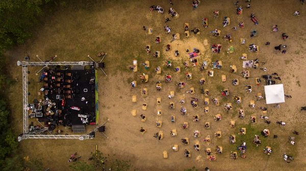 6-ой ежегодный джазовый фестиваль Yerevan Jazz Fest в Тавуше (13 сентября 2020). Берд 6-ой ежегодный джазовый фестиваль Yerevan Jazz Fest в Тавуше (13 сентября 2020). Берд - Sputnik Армения