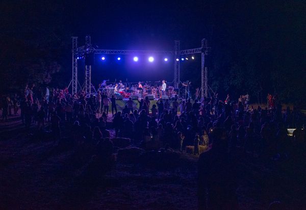 6-ой ежегодный джазовый фестиваль Yerevan Jazz Fest в Тавуше (13 сентября 2020). Берд 6-ой ежегодный джазовый фестиваль Yerevan Jazz Fest в Тавуше (13 сентября 2020). Берд - Sputnik Армения