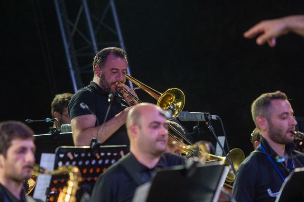 6-ой ежегодный джазовый фестиваль Yerevan Jazz Fest в Тавуше (13 сентября 2020). Берд 6-ой ежегодный джазовый фестиваль Yerevan Jazz Fest в Тавуше (13 сентября 2020). Берд - Sputnik Армения