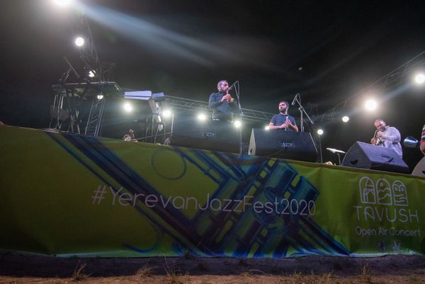 6-ой ежегодный джазовый фестиваль Yerevan Jazz Fest в Тавуше (13 сентября 2020). Берд 6-ой ежегодный джазовый фестиваль Yerevan Jazz Fest в Тавуше (13 сентября 2020). Берд - Sputnik Армения