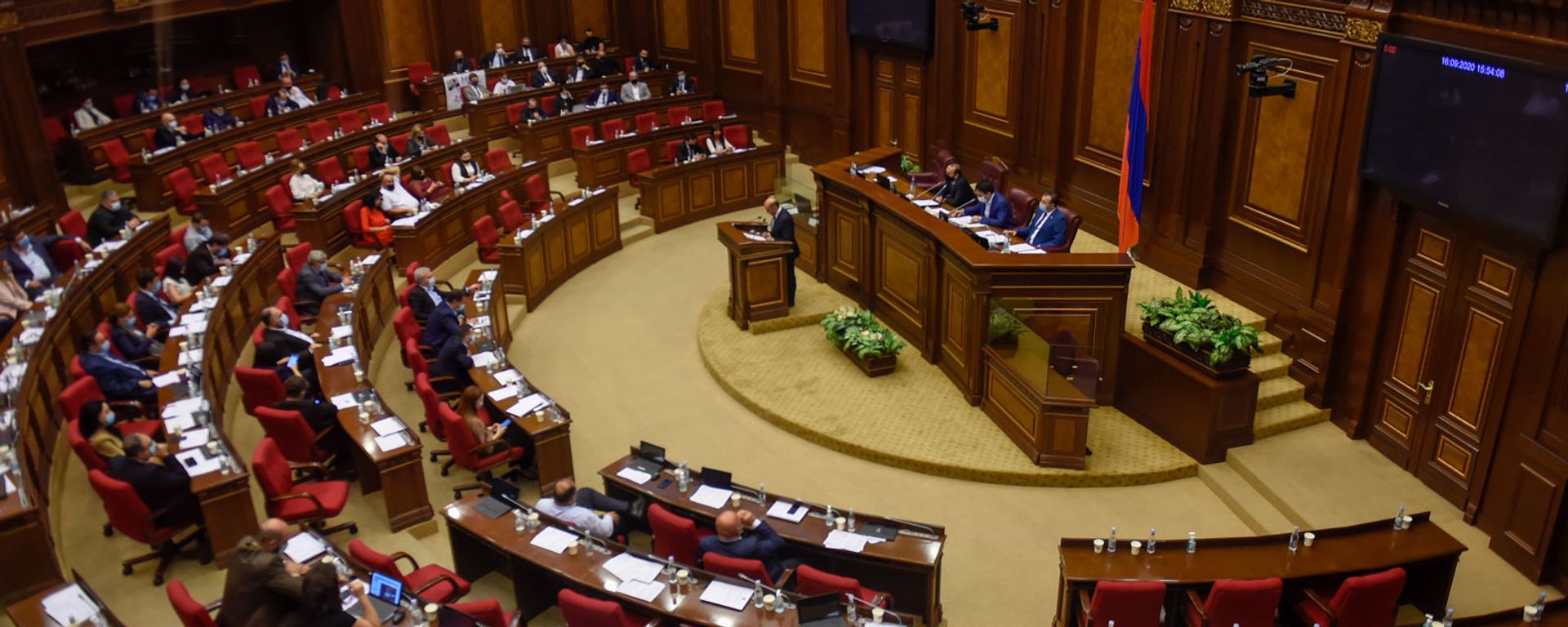 Выступление руководителя фракции Просвещенная Армения Эдмона Марукяна на очередном заседании Национального собрания Армении (16 сентября 2020). Еревaн - Sputnik Армения, 1920, 09.08.2021