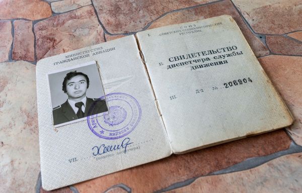 Аэропорт на берегу Севана: как сложилась судьба воздушной гавани в Мартуни Аэропорт на берегу Севана: как сложилась судьба воздушной гавани в Мартуни - Sputnik Армения