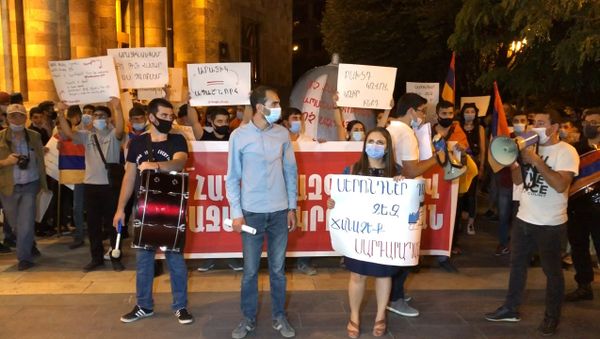 Молодежное крыло АРФД требует отставки министра образования Араика Арутюняна - Sputnik Армения