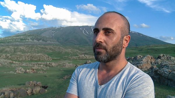 Быть армянином для меня честь: как мусульманин Ферди из Баязета выучил Отче наш - Sputnik Армения