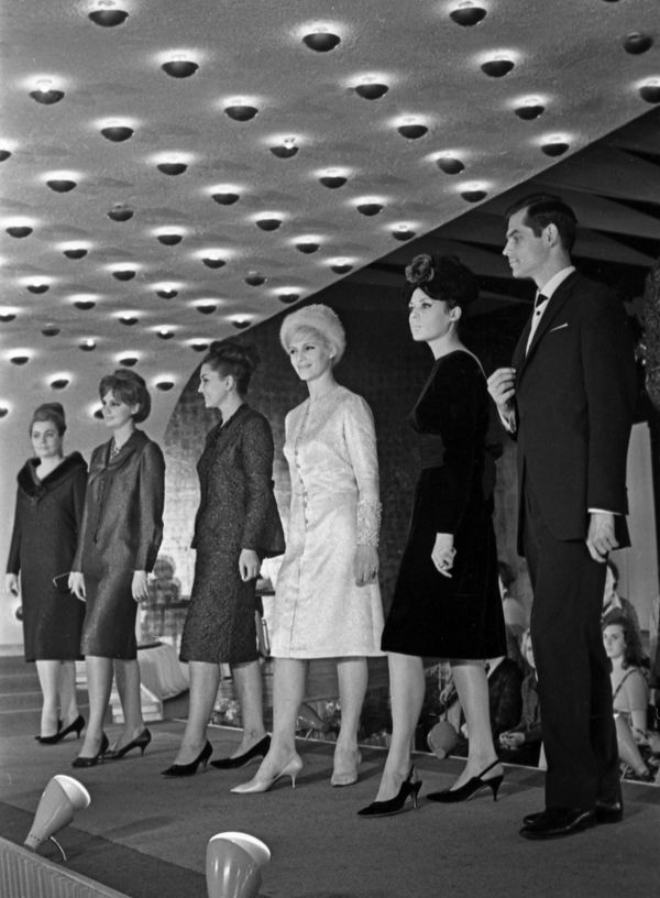 Участницы московского международного Конгресса моды в Москве, 1964 Участницы московского международного Конгресса моды в Москве, 1964 - Sputnik Армения