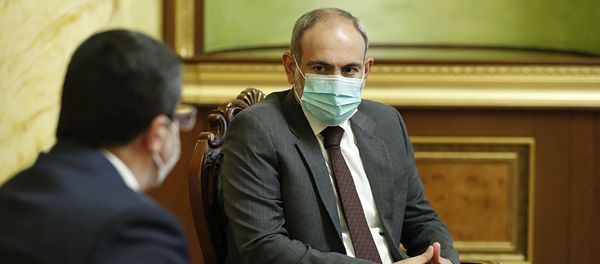 Премьер-министр Никол Пашинян встретился с президентом Карабаха Араиком Арутюняном (21 сентября 2020). Еревaн - Sputnik Армения