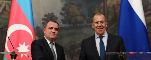 Главы МИД России и Азербайджана Сергей Лавров и Джейхун Байрамов на пресс-конференции по итогам встреч (26 августа 2020). Москвa - Sputnik Արմենիա