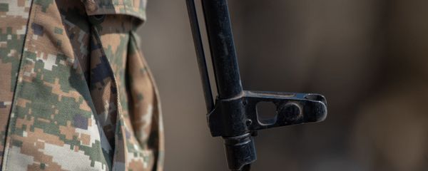 Армянские и российские военнослужащие разыгрывают боевые тактические действия в рамках стратегического командно-штабного учения «Кавказ-2020» на высокогорном полигоне «Алагяз» в Армении (24 сентября 2020). Армянские и российские военнослужащие разыгрывают боевые тактические действия в рамках стратегического командно-штабного учения «Кавказ-2020» на высокогорном полигоне «Алагяз» в Армении (24 сентября 2020). - Sputnik Армения