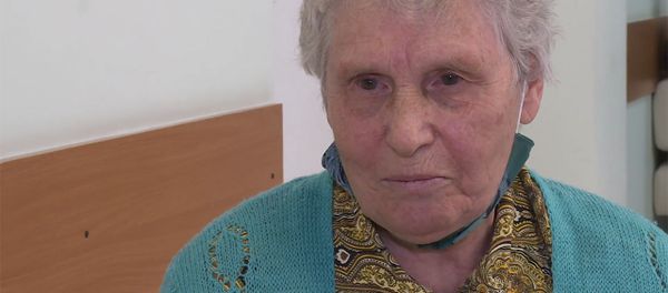 Я уколов не боюсь: 81-летняя медсестра стала добровольцем испытаний вакцины от коронавируса Я уколов не боюсь: 81-летняя медсестра стала добровольцем испытаний вакцины от коронавируса - Sputnik Армения