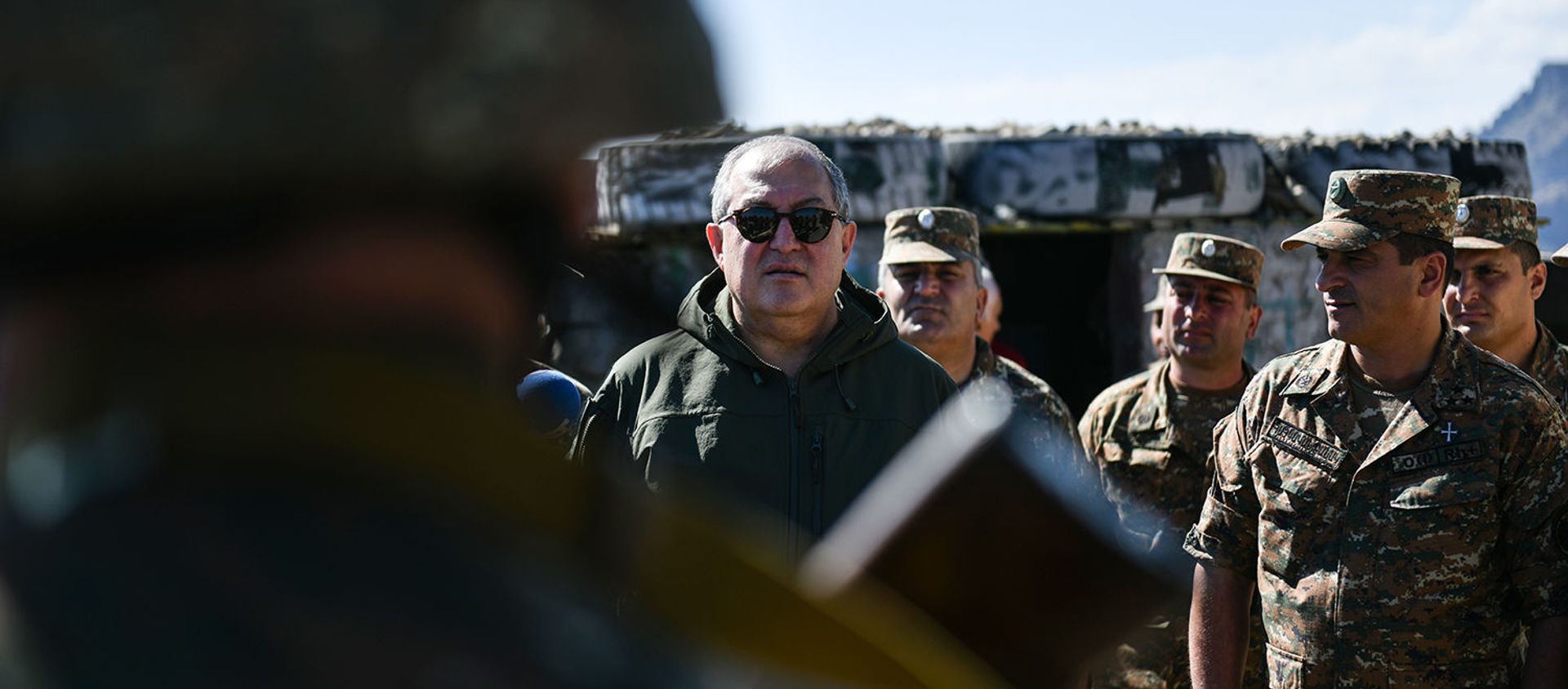 Президент Армен Саркисян посетил армяно-азербайджанскую границу (5 июля 2019). Сюник - Sputnik Արմենիա, 1920, 13.05.2021